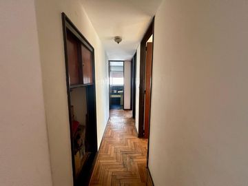 Depto 4 amb con dep venta  Almagro a Refaccionar