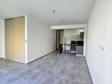 Venta Monoambiente divisible con Balcón en Flores