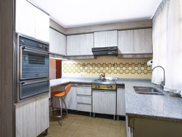 DEPARTAMENTO 4 AMB CON COCHERA APTO CREDITO