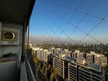 Departamento en Venta en Apoquindo*METRO MAGALLANES*Frente al Estadio Italiano