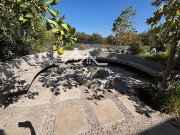 ESTUPENDA CASA 5 DORM + SERV. PISCINA Y QUINCHO LOS BOSQUES