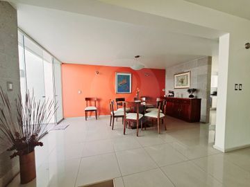 Casa en condominio en venta en Lomas de las Aguilas