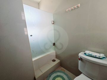 Casa en condominio en venta en Lomas de las Aguilas