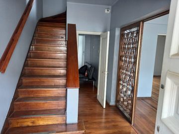 CASA COMERCIAL 4 DOR 3 BAÑOS A PASOS DE LA ALAMEDA