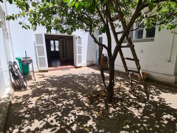 CASA COMERCIAL 4 DOR 3 BAÑOS A PASOS DE LA ALAMEDA