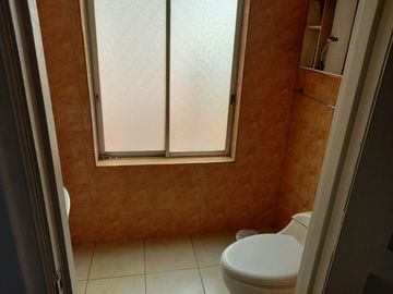 CASA COMERCIAL 4 DOR 3 BAÑOS A PASOS DE LA ALAMEDA