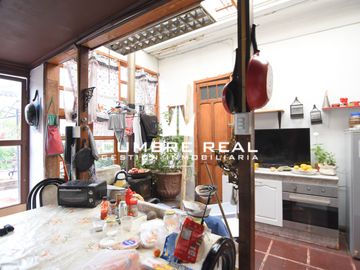VENTA CASA EN SANTIAGO HERRERA CON ROSAS