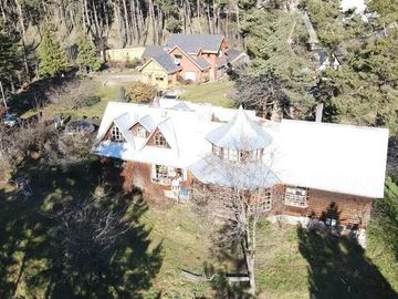 VENTA CASA 9 DORMITORIOS, COYHAIQUE