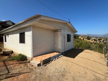 LIMACHE-OLMUE, SE VENDE LINDA CASA DE 3D, 1 B