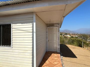 LIMACHE-OLMUE, SE VENDE LINDA CASA DE 3D, 1 B