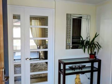 CASA ESTILO MEDITERRANEO AL INTERIOR DE CONDOMINIO
