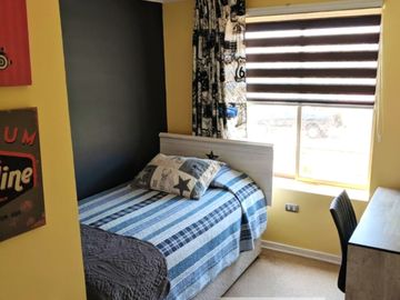 CASA ESTILO MEDITERRANEO AL INTERIOR DE CONDOMINIO