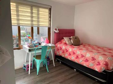 EN VENTA GRAN CASA MEDITERRANEA, AMPLIO TERRENO