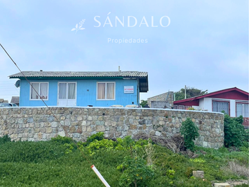 VENTA CASA EN PUNTA DE TRALCA, COMUNA EL QUISCO.