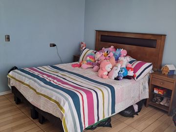 CASA  EN BARRIO TRANQUILO EN BELLOTO NORTE