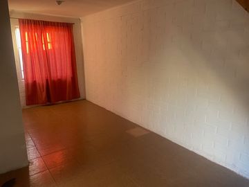 VENTA CASA EN BUEN SECTOR TALCA