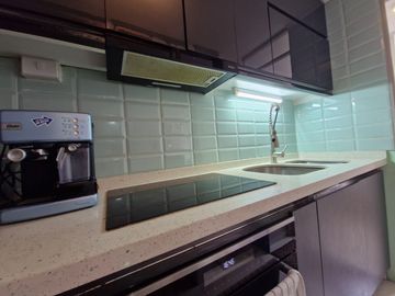 EN VENTA HERMOSO  DEPARTAMENTO ESTILO MODERNO,  PENCO