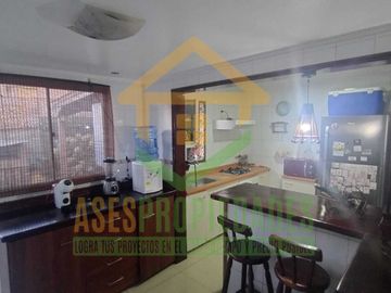 OPORTUNIDAD DE CASA EN VENTA EN MAIPU 3D 3B
