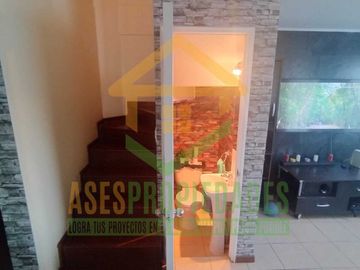 OPORTUNIDAD DE CASA EN VENTA EN MAIPU 3D 3B