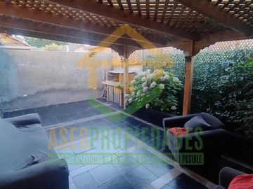 OPORTUNIDAD DE CASA EN VENTA EN MAIPU 3D 3B
