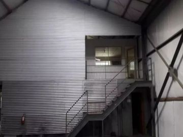 SE VENDE  GALPÓN DE 502MT2 CONSTRUIDOS 697MT2