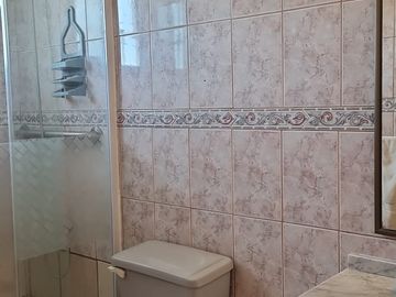 INCREIBLE CASA EN VENTA, ALGARROBO 6D 3B 4E