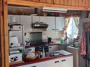 INCREIBLE CASA EN VENTA, ALGARROBO 6D 3B 4E