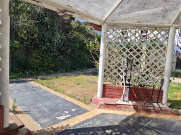 INCREIBLE CASA EN VENTA, ALGARROBO 6D 3B 4E