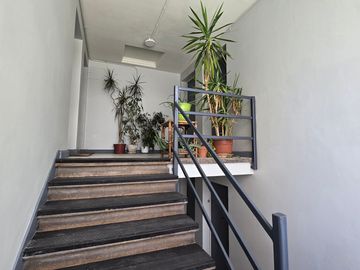 EN VENTA COMODO Y CENTRICO DEPARTAMENTO EN PROVIDENCIA