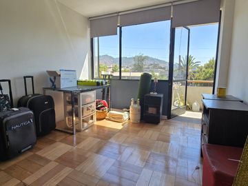 EN VENTA COMODO Y CENTRICO DEPARTAMENTO EN PROVIDENCIA