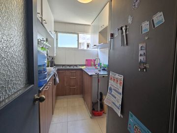EN VENTA COMODO Y CENTRICO DEPARTAMENTO EN PROVIDENCIA