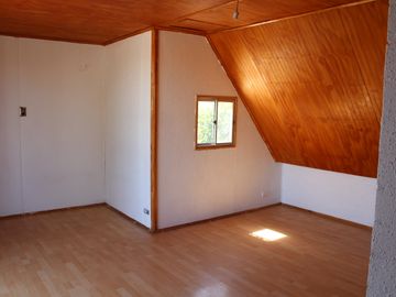 EXCELENTE OPORTUNIDAD PARA FAMILIA LINDA CASA