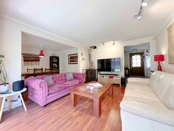 VENTA CASA EN CONDOMINIO 4HAB 4BA HUECHURABA