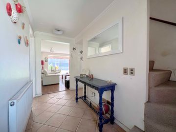 VENTA CASA EN CONDOMINIO 4HAB 4BA HUECHURABA