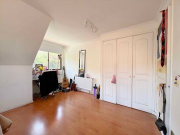 VENTA CASA EN CONDOMINIO 4HAB 4BA HUECHURABA