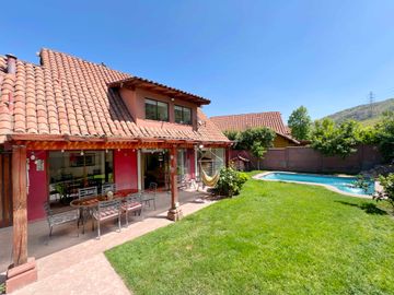 VENTA CASA EN CONDOMINIO 4HAB 4BA HUECHURABA