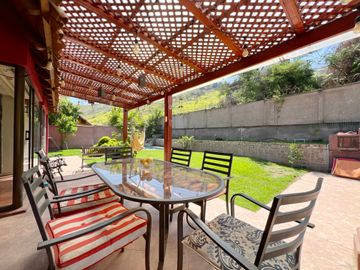 VENTA CASA EN CONDOMINIO 4HAB 4BA HUECHURABA