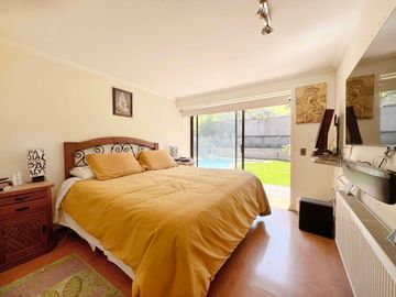 VENTA CASA EN CONDOMINIO 4HAB 4BA HUECHURABA