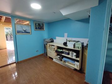 OPORTUNIDAD UNICA CASA EN EL CORAZON DE SANTIAGO CENTRO