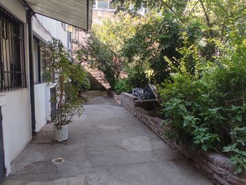 OPORTUNIDAD UNICA CASA EN EL CORAZON DE SANTIAGO CENTRO