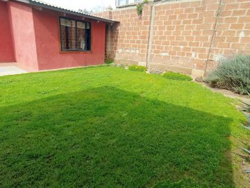 CRISOL CASA CENTRAL Y AMPLIO PATIO