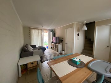 VENTA AMPLIA CASA EN SAN BERNARDO 3H 2B