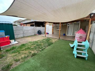 VENTA AMPLIA CASA EN SAN BERNARDO 3H 2B