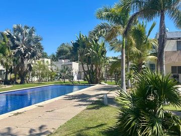 CASA EN VENTA CON EXCEDENTE DE TERRENO EN MEZCALES