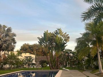 CASA EN VENTA CON EXCEDENTE DE TERRENO EN MEZCALES