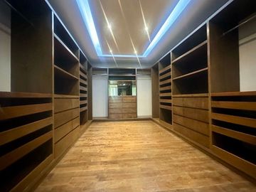 CASA DE LUJO EN VENTA PALMILLAS