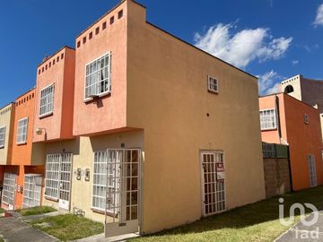 Casa en Punta Vere Temixco a pie de alberca