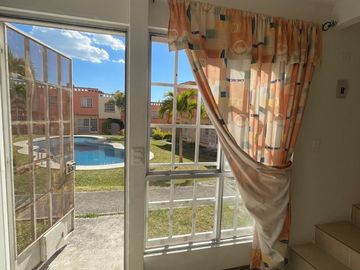 Casa en Punta Vere Temixco a pie de alberca