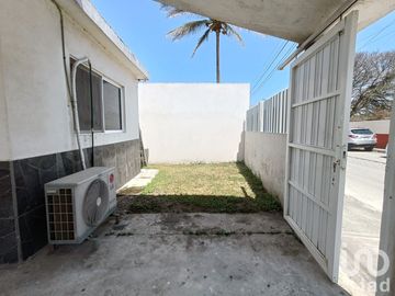 CASA EN VENTA EN ANTÓN LIZARDO, ALVARADO, VERACRUZ, VER.