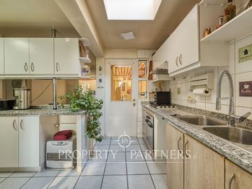 Venta de hermosa casa en condominio, con excelente conectividad!
